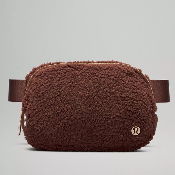 NWT Lululemon Everywhere Belt Bag 1L - Fleece Brown Earth - Picture 1 of 6